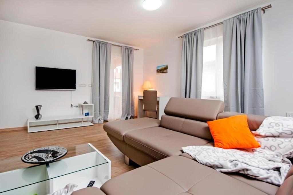 Aria Room And Apartmant Fuga โรวีน ภายนอก รูปภาพ