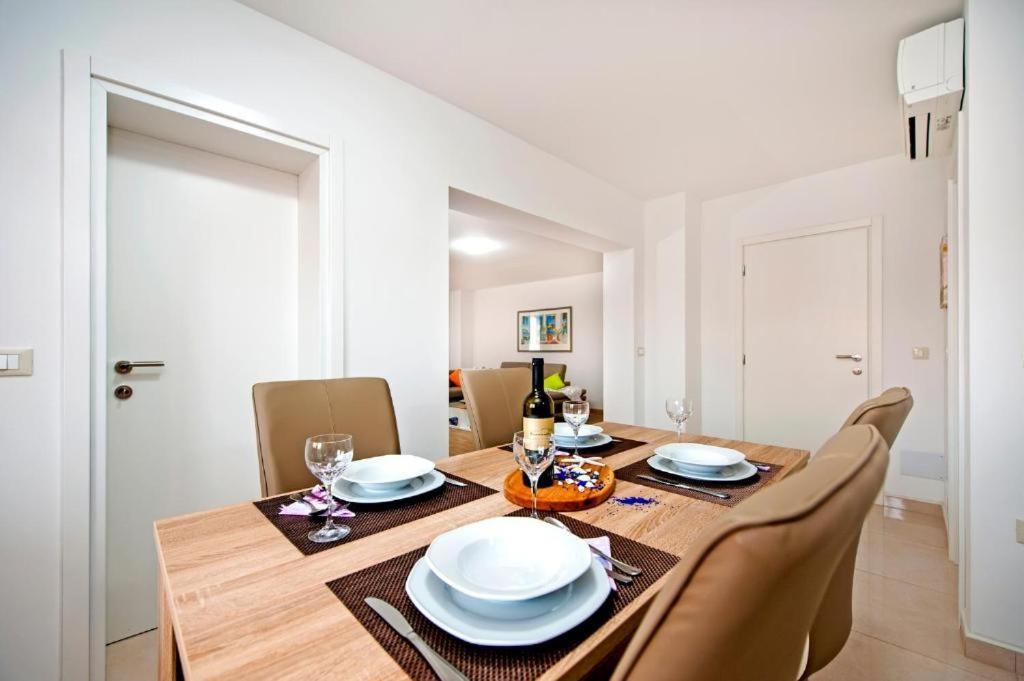 Aria Room And Apartmant Fuga โรวีน ภายนอก รูปภาพ