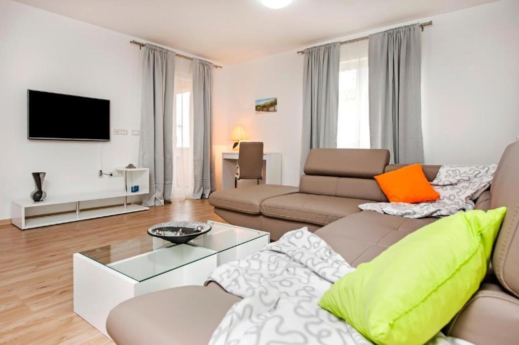 Aria Room And Apartmant Fuga โรวีน ภายนอก รูปภาพ